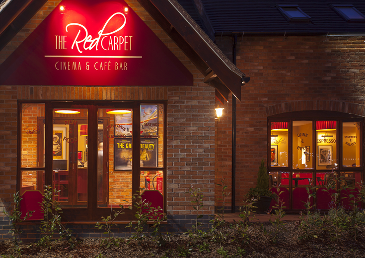 The Red Carpet Cinema and Cafe Bar BartonunderNeedwood Home Page